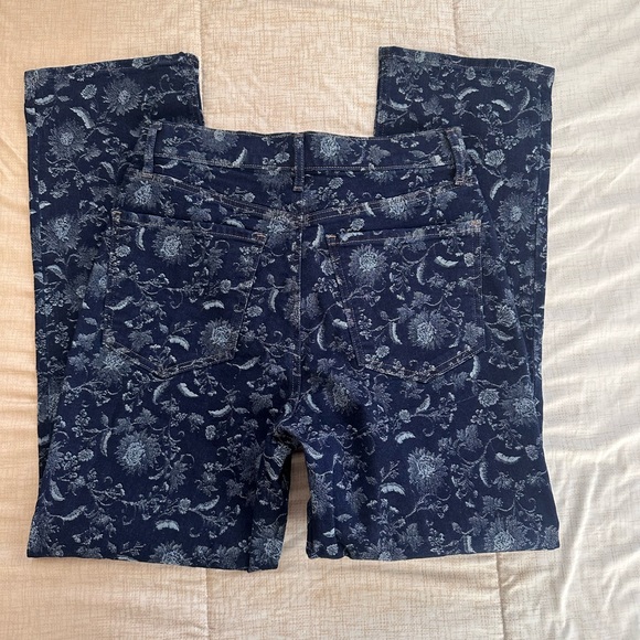 Express Floral Dark Wash Straight Leg Jeans Size 8 NWT - Picture 4 of 8